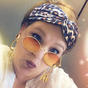 Meet your Posher, Beth